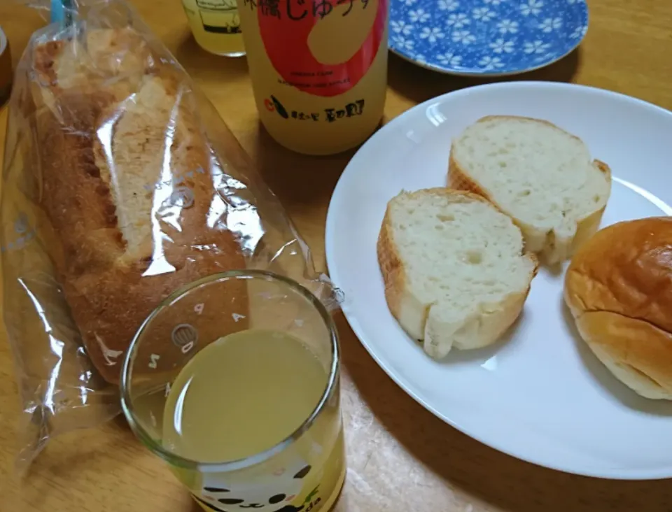 Snapdishの料理写真:朝食🌄|しまだ ちえこさん