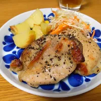 Snapdishの料理写真:チキンのバジル焼き|みおさん