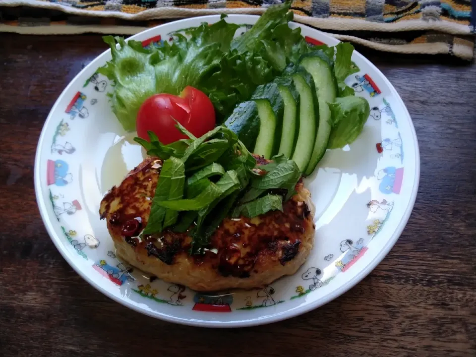 Snapdishの料理写真:高野豆腐入り豚ひき肉のハンバーグ|にんにくと唐辛子が特に好き❤️(元シャリマー)さん