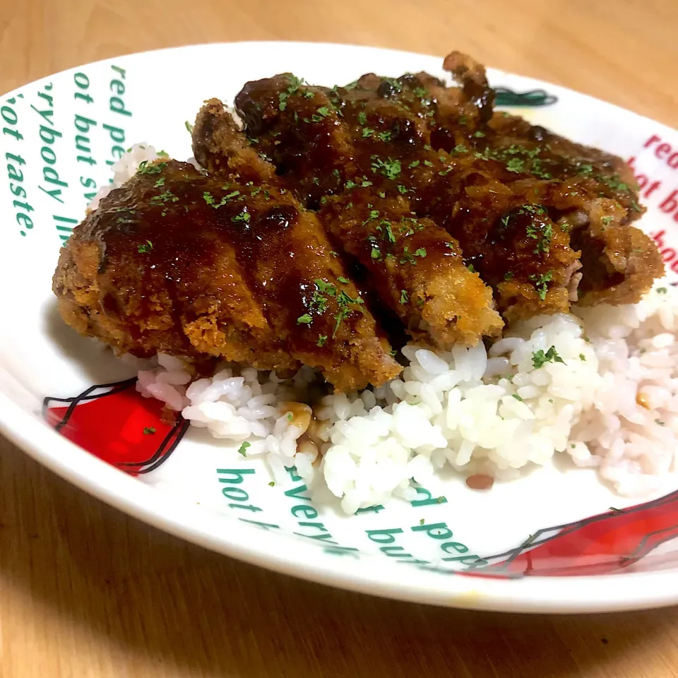 デミソース牛カツ飯|沖縄「ピロピロ」ライフさん