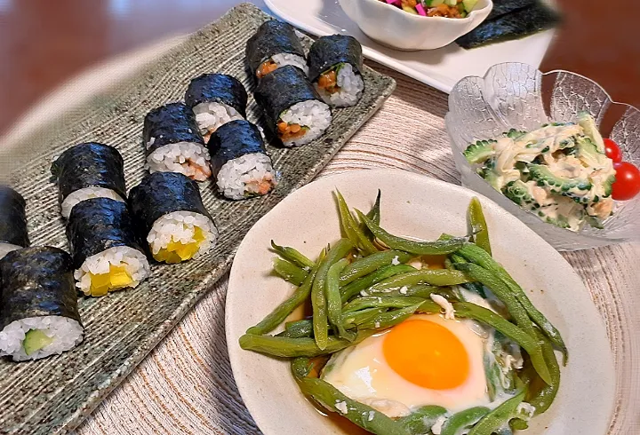 いんげん豆の卵落とし
ゴーヤサラダ🥗
細巻き
　きゅうり
　沢庵
　納豆
　明太子|びせんさん