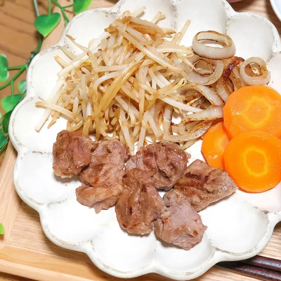 シンプルお家で焼き肉！！|かなこ🌼さん