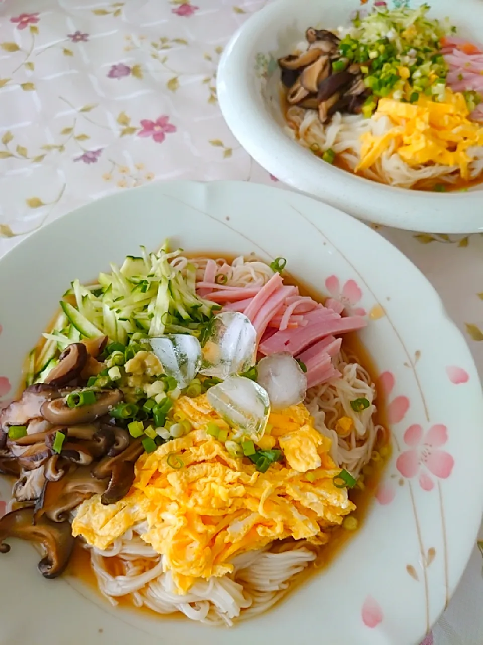 Snapdishの料理写真:冷やソーメンの冷麺風|🍒ふみりん🍒さん