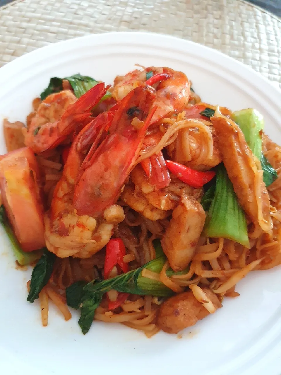 Tom Yum Fried  Kway Teow|YCさん