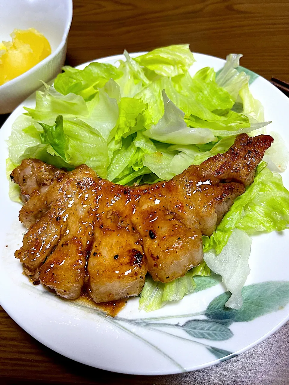 Snapdishの料理写真:トンテキ❗️ 🥔バターポテト|sakiさん