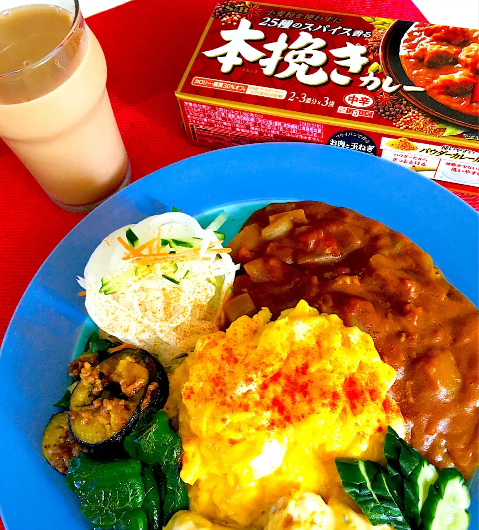 Snapdishの料理写真:スパイスチキンカレー🍛本挽きカレー使用👍|HAMI69さん