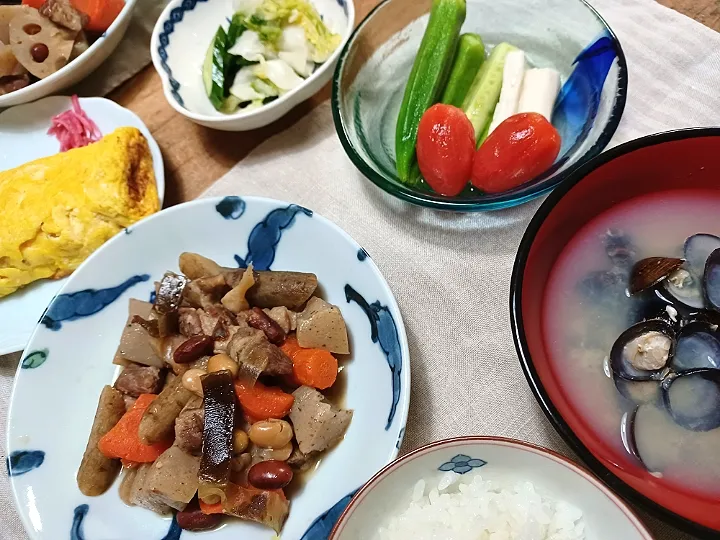 豚肉根菜などのごった煮を中心にしみじみ晩ごはん|ぱいんてーるさん