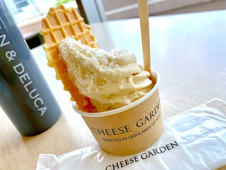 ダブルチーズソフトクリーム🍦
𖤣𖥧𖥣｡𖥧 CHEESE GARDEN 𖤣𖥧𖥣｡𖥧|がぁがさん