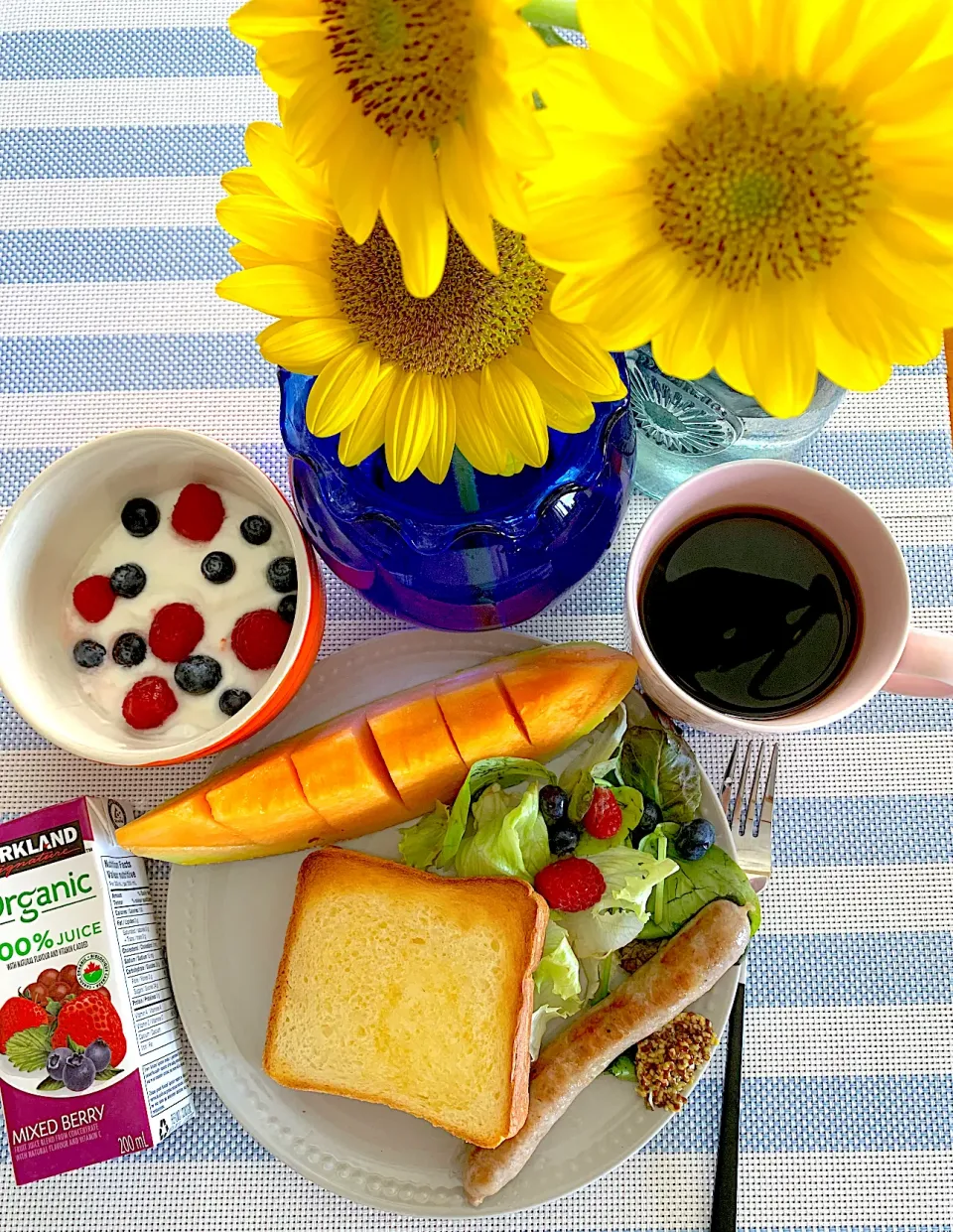 Snapdishの料理写真:🌼花とモーニングプレート🌼|あっちゃんさん