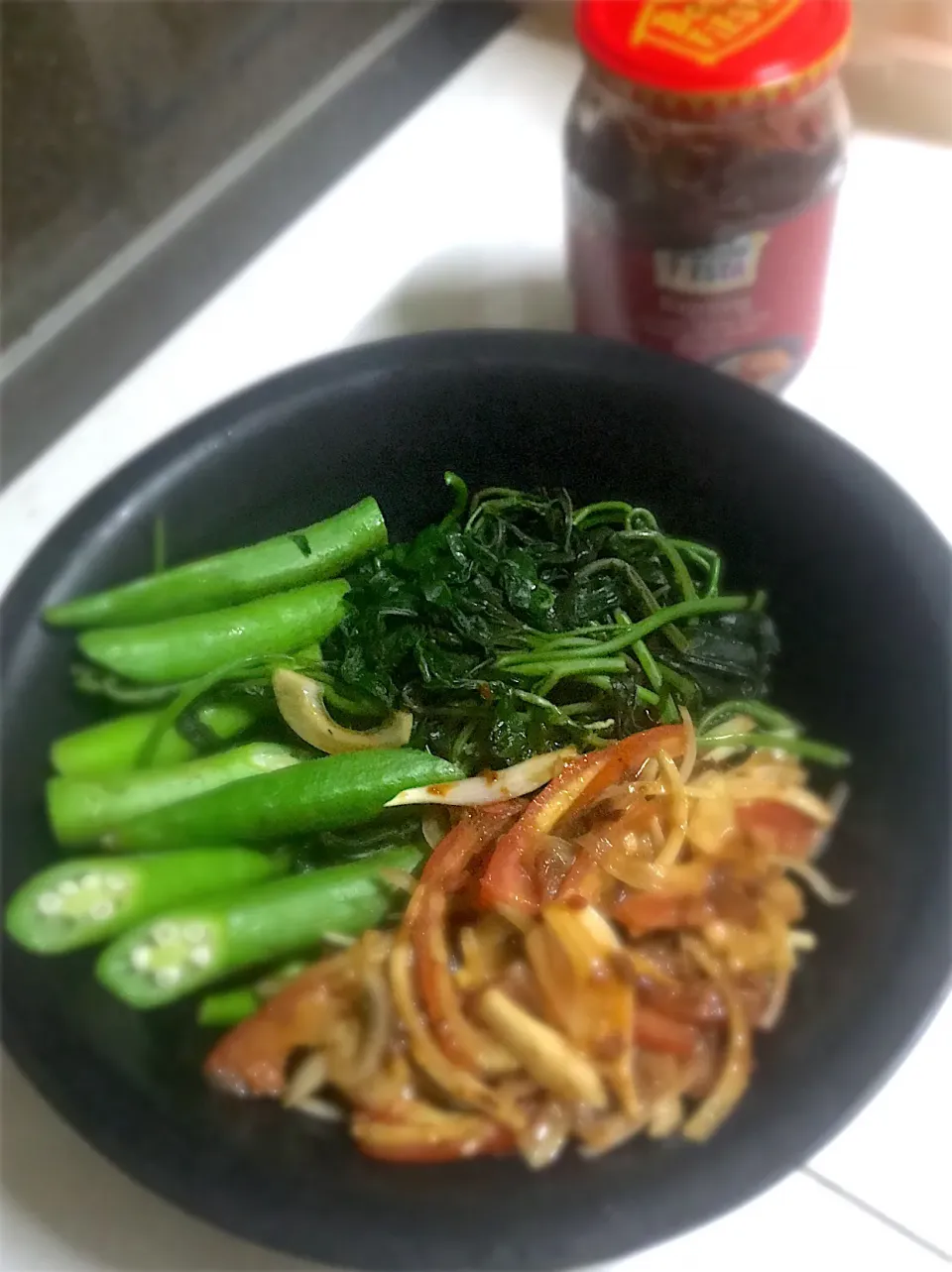 Kamote tops and okra salad|aiko takagiさん