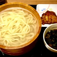 Snapdishの料理写真:久しぶりの＂釜揚げうどん＂             (大分中津唐揚げ添えて)