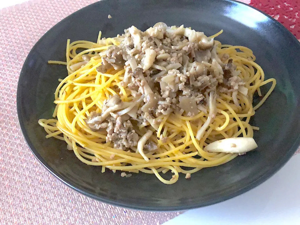 しめじ 舞茸 ひき肉 パスタ|Sophiaさん