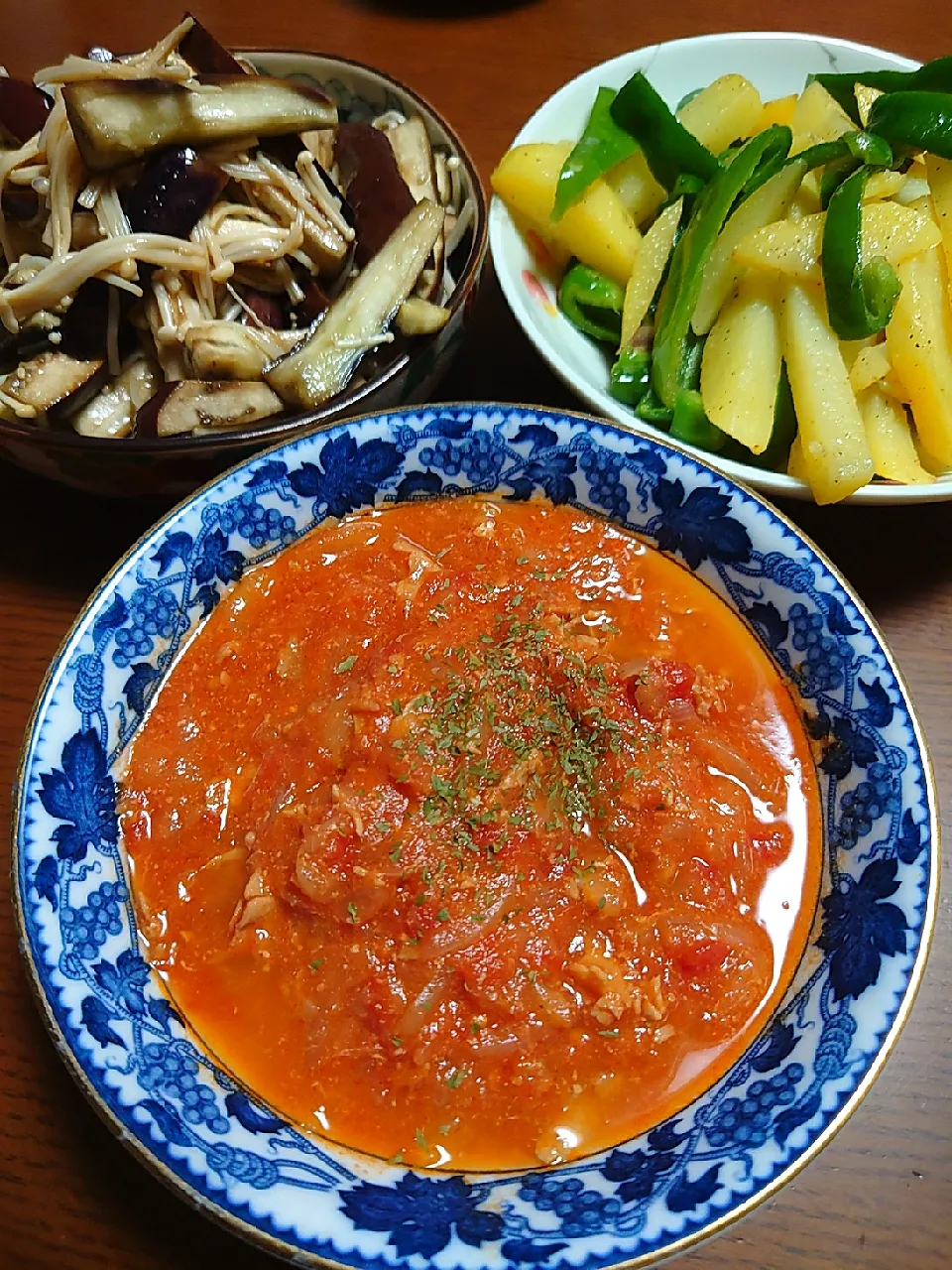 豚肉のトマト煮
茄子とエノキの中華サラダ
じゃがいもとピーマン炒めクミンとコリアンダー|ぱやさん