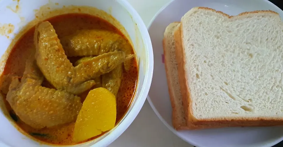 Spicy curry chicken with bread ~ Sunday dinner😋😁🥵spicy🥰💋🤪 25 July 2021|🌷lynnlicious🌷さん