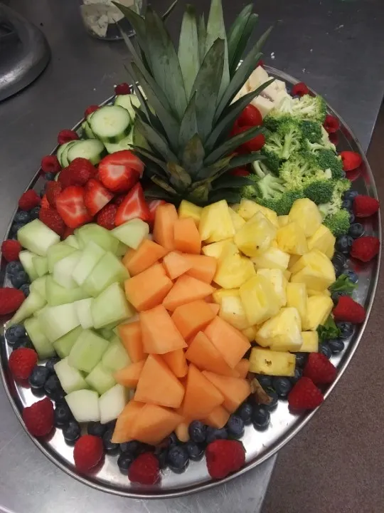 Fruit Cheese & Veggie Platter|Chef Melissaさん