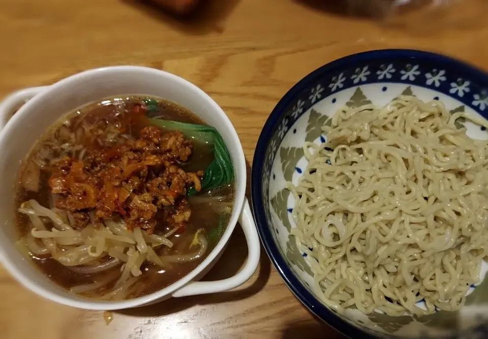 パスタマシーンで作った麻辣担々つけ麺|nobueさん