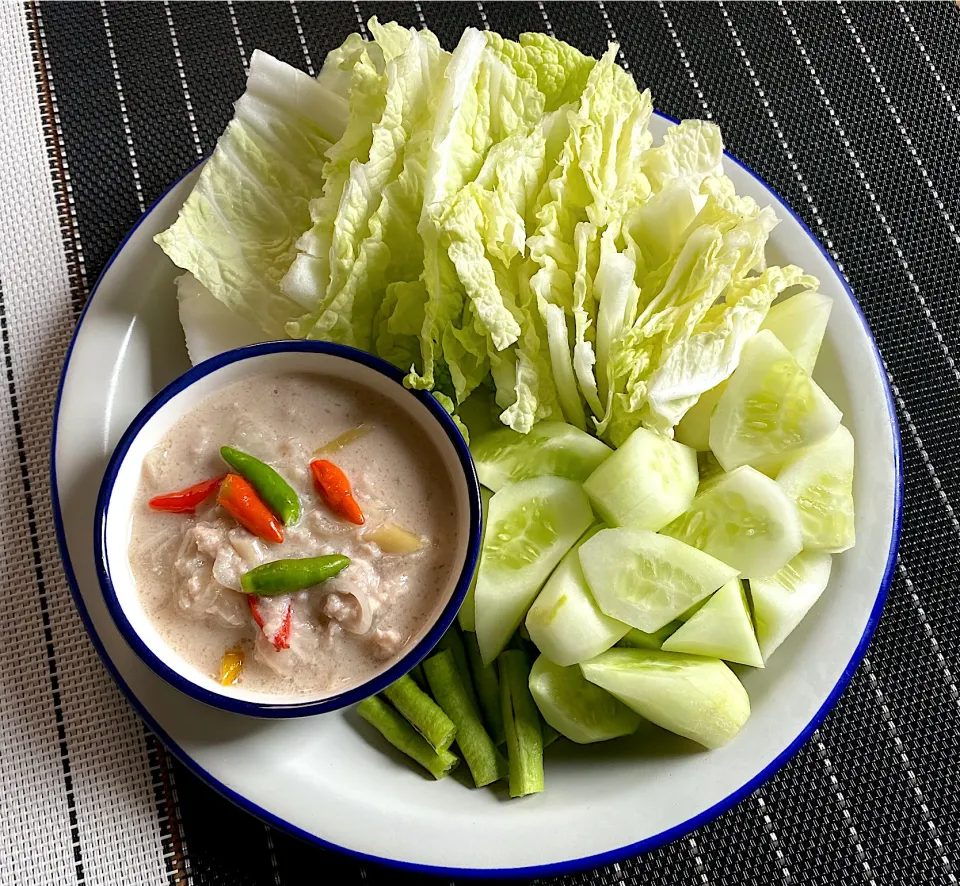 Pork dip with coconut milk and vegetables|Lamonrockyさん