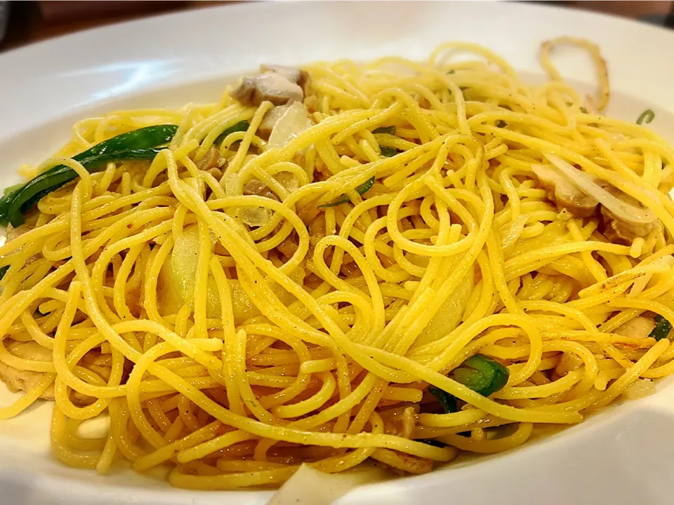 とり塩炒めパスタ 大 ¥700|Blue Moon Caféさん