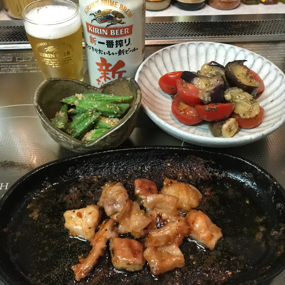 Snapdishの料理写真:ホルモン焼きで家飲み|sanaeさん