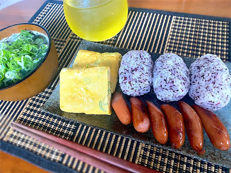 休日の朝ごはん♪|カジさん