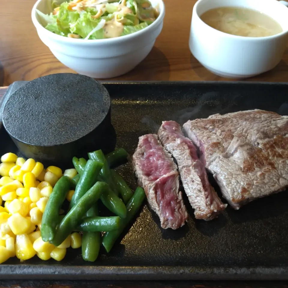 ステーキランチ|KIAさん