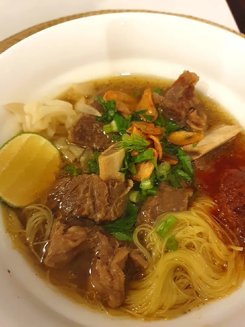 Bihun Soup Tulang Utara (Vermicelli noodles with beef ribs soup)|YCさん