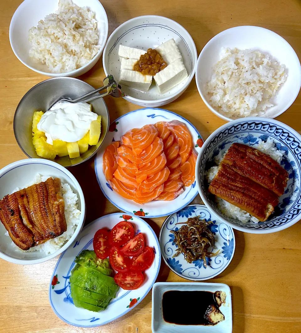 鰻とサーモン㊗️歓迎コロナワクチン🎉|Makokoさん