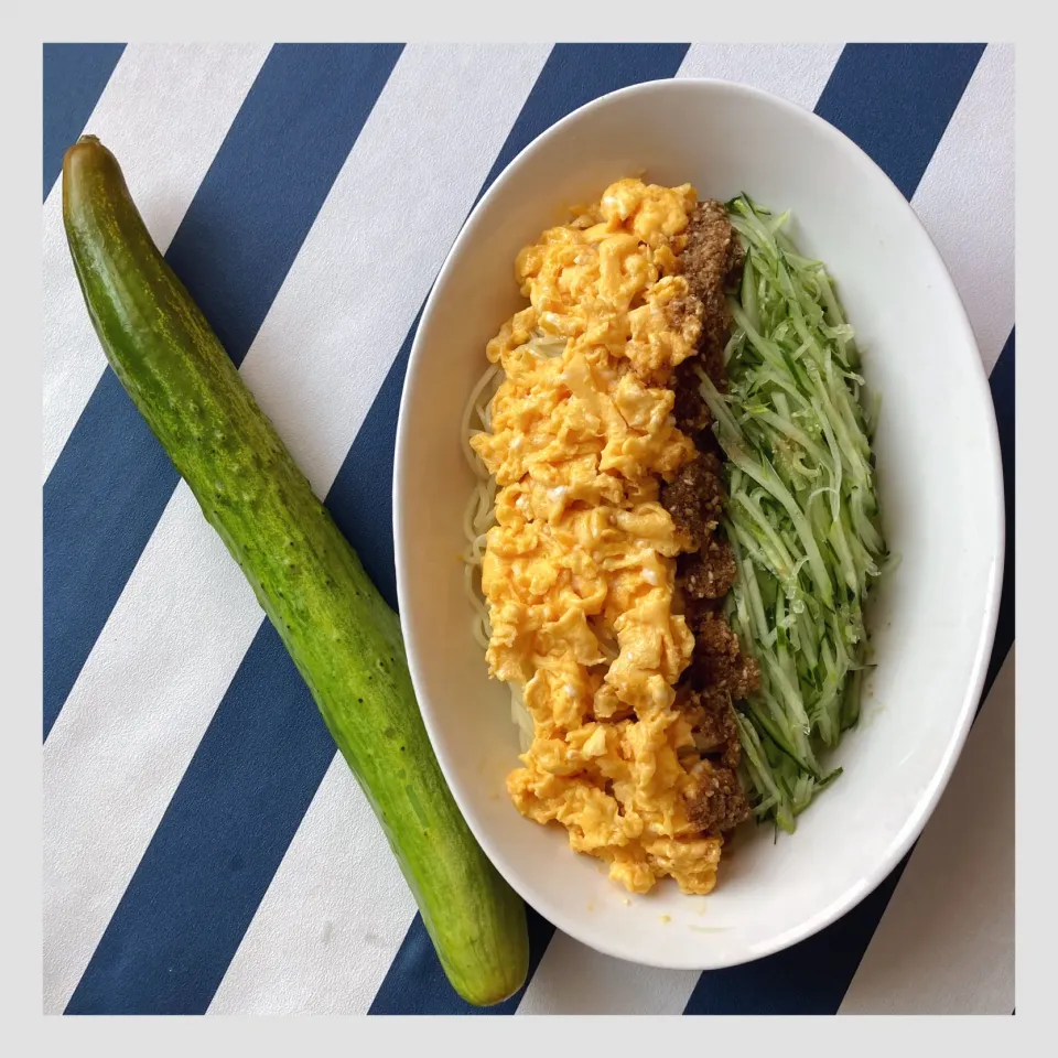 Snapdishの料理写真:七海さんの料理 とろ玉極細胡瓜和え麺|izoomさん