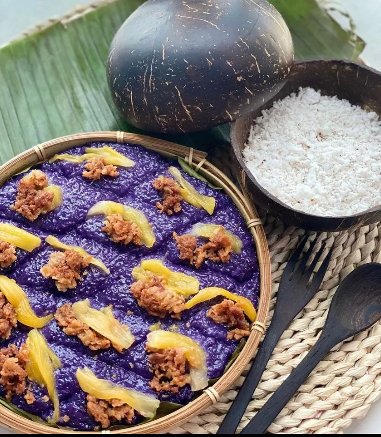 Ube rice biko and shredded coconut|🌺IAnneさん