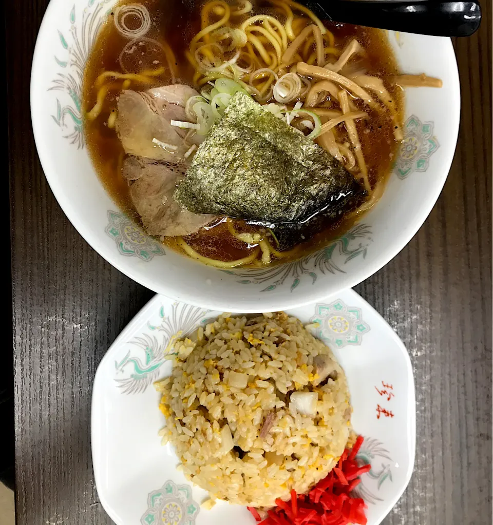 ラーメン半チャーハン|morimi32さん