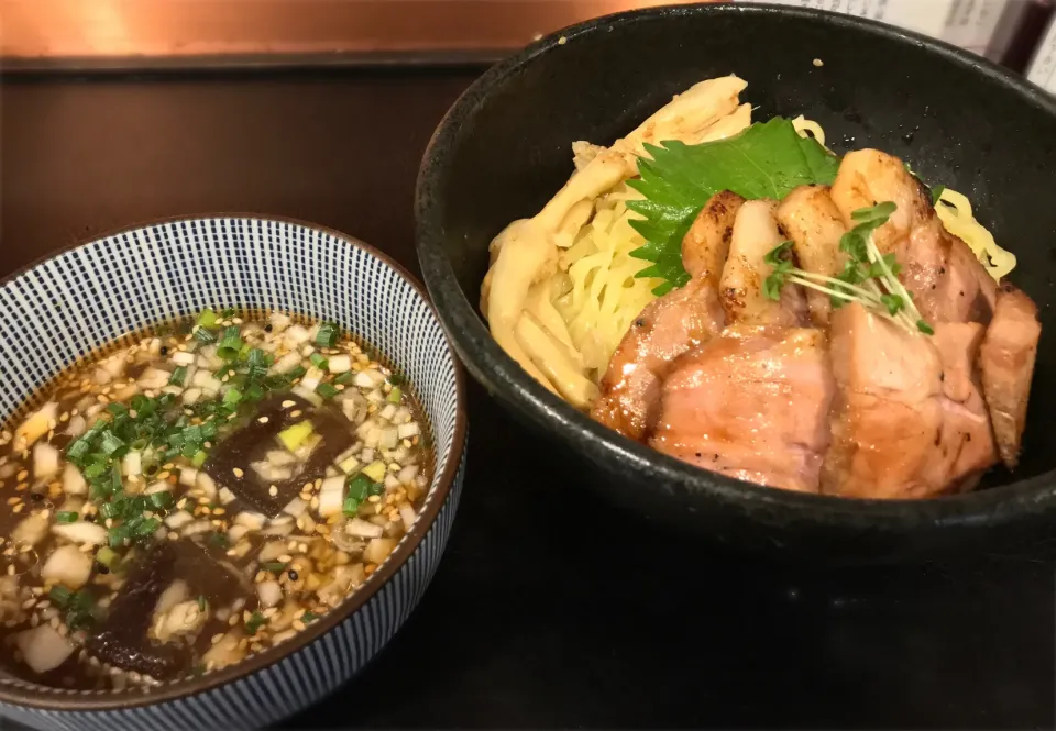 冷やしつけ麺（醤油）＋炙り焼豚|toshi,I🍴さん