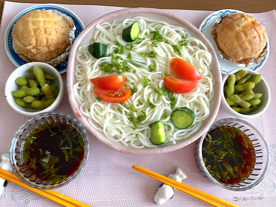 そうめんにメロンパンに♪…小麦グルテンのチカラ借りっぱなし!お昼ごはん~(^^)❤︎|いつくしみちゃんさん