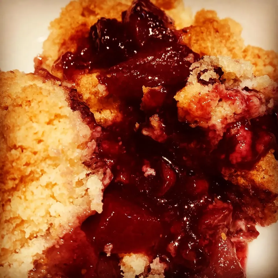 Homemade Blueberry & Nashi (Japanese Apple Pear ) Crumble|Emanuel Hayashiさん