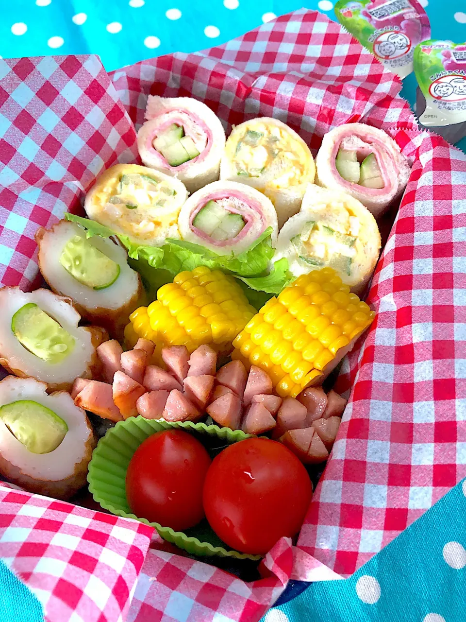 ロールサンドイッチのお弁当|まめすけ⭐︎さん