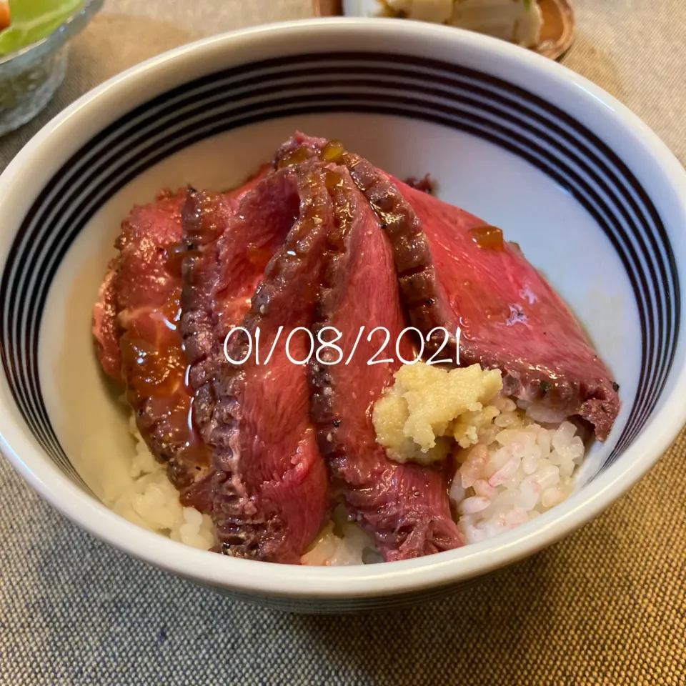 Snapdishの料理写真:ロービー丼|友さん