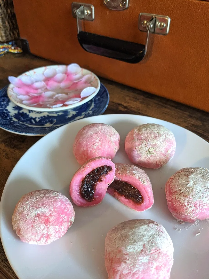 Snapdishの料理写真:daifuku mochi|Cailin Koyさん