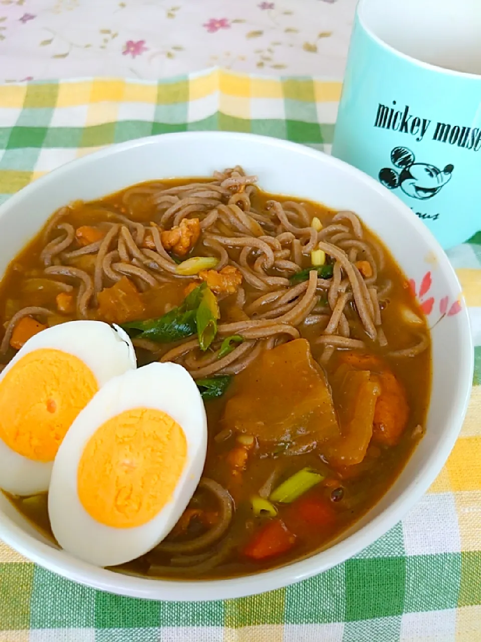 昨日のリメイクで
カレー蕎麦|🍒ふみりん🍒さん