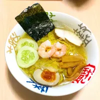 Snapdishの料理写真:冷やし柚子塩ラーメン|草津の屋台　トタン家さん