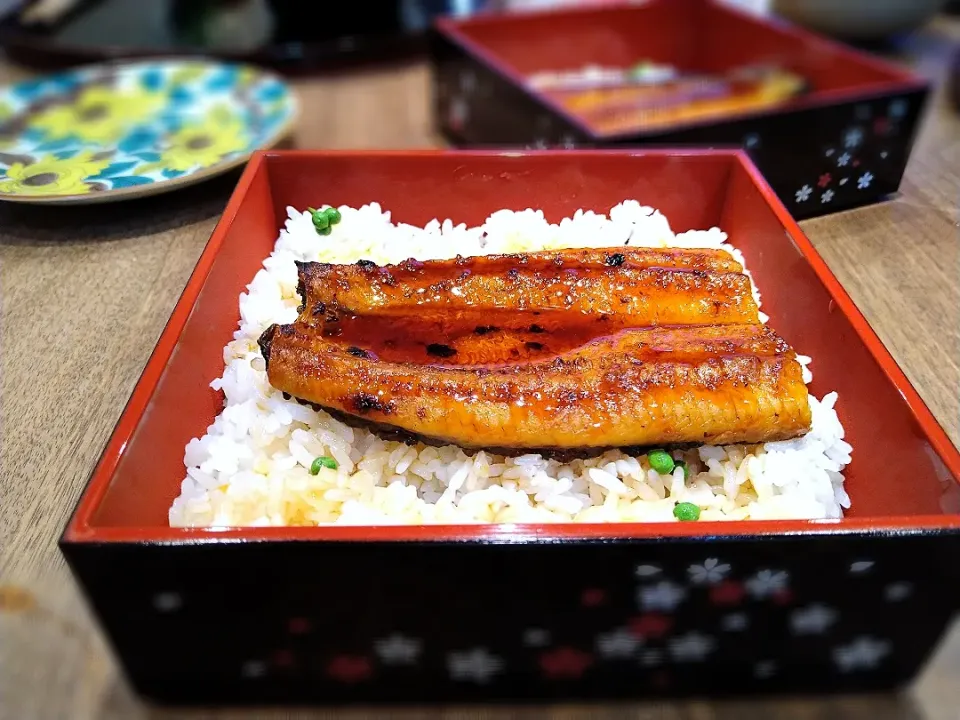 実山椒ご飯の鰻重|古尾谷りかこさん