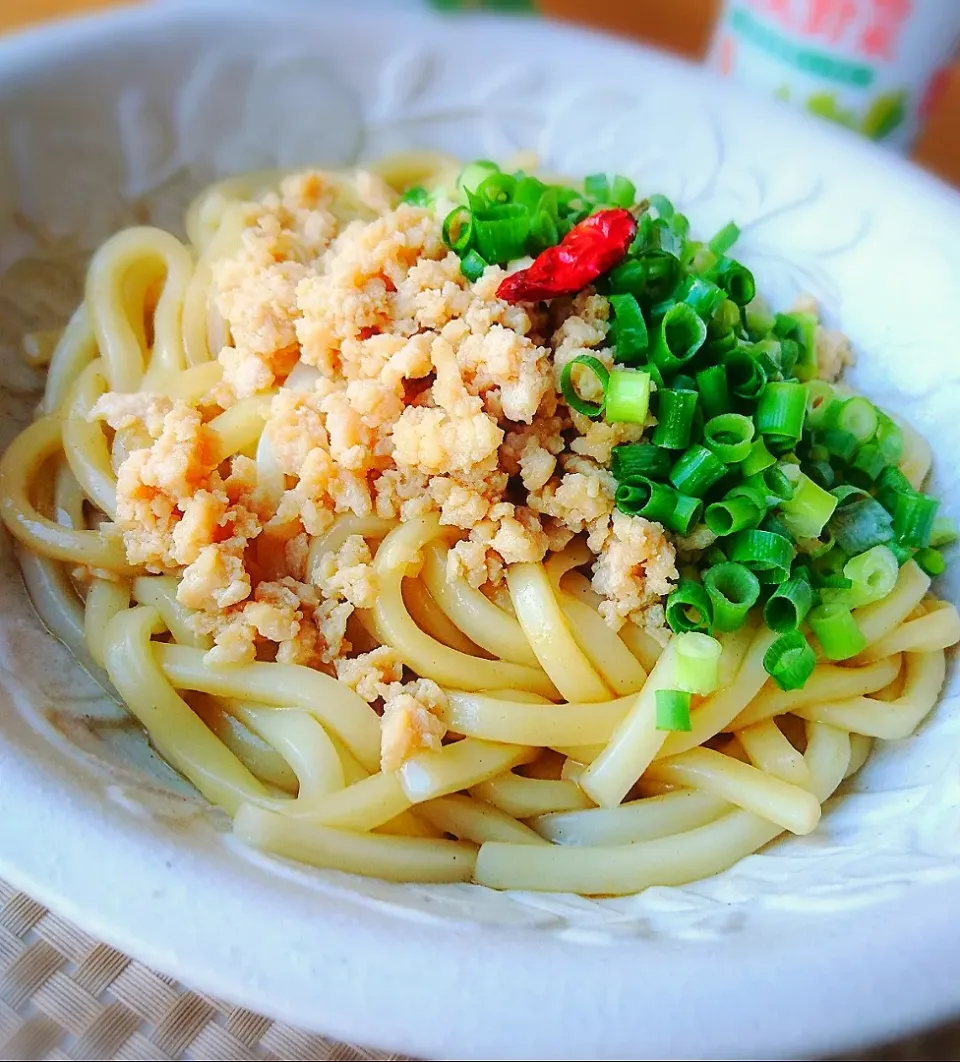 プチっとうどん魚介とんこつ醤油で出勤前のパパご飯|ポコさん