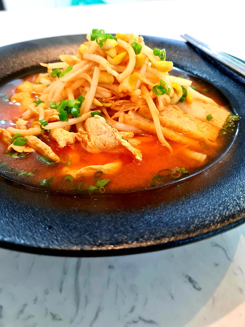 spicy noodles soup