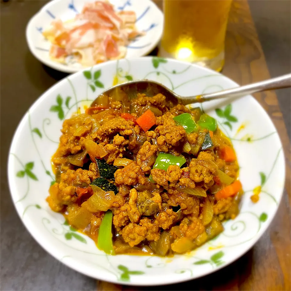 Snapdishの料理写真:夏野菜のドライカレー！|yaekoさん