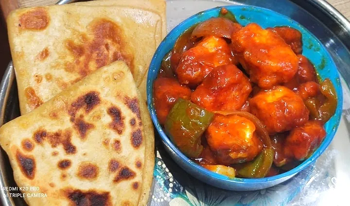 paneer chilli and Paratha|Lakshmiさん