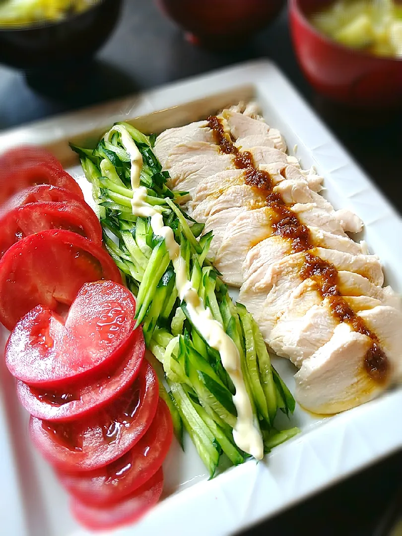 鶏ハムサラダ 梅醤油ドレッシング|まめころさん