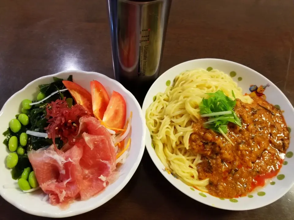 生ハムサラダと汁なし坦々麺🌺|KANAさん