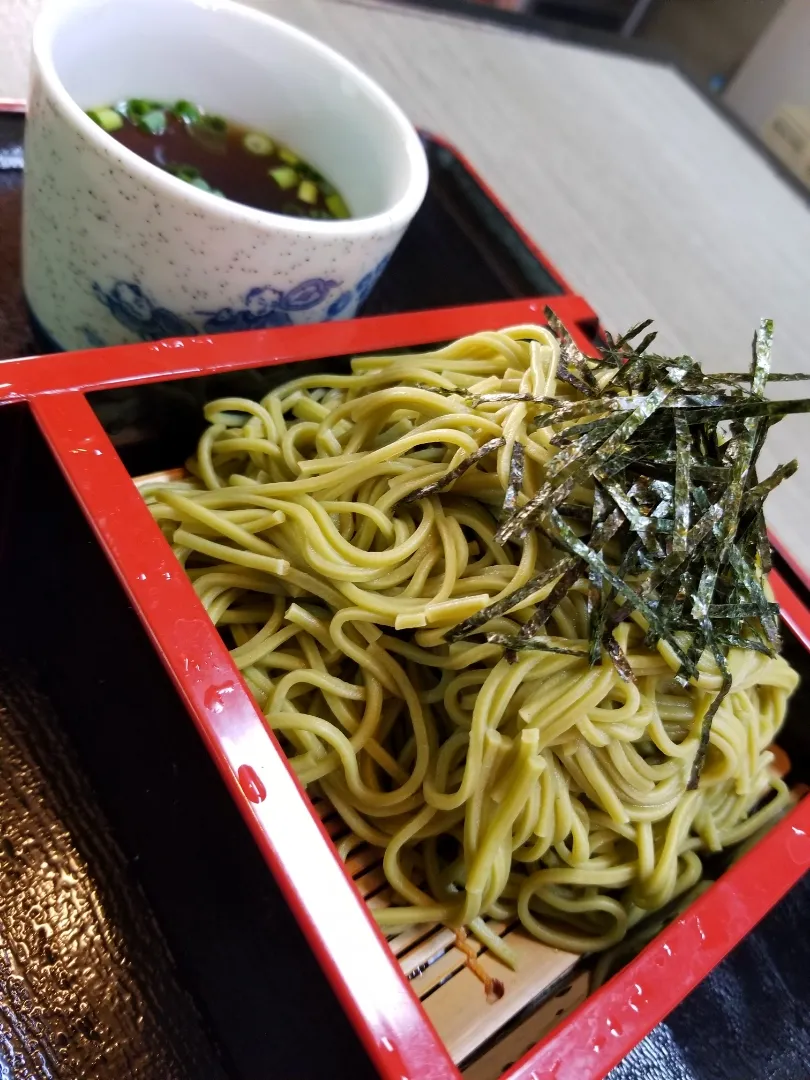 Snapdishの料理写真:ざる蕎麦(茶そばのざる蕎麦)|KANAさん