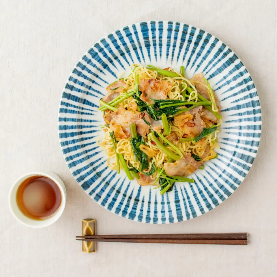 液体塩こうじで♪空芯菜と豚肉の塩こうじ焼きそば♪|ハナマルキさん