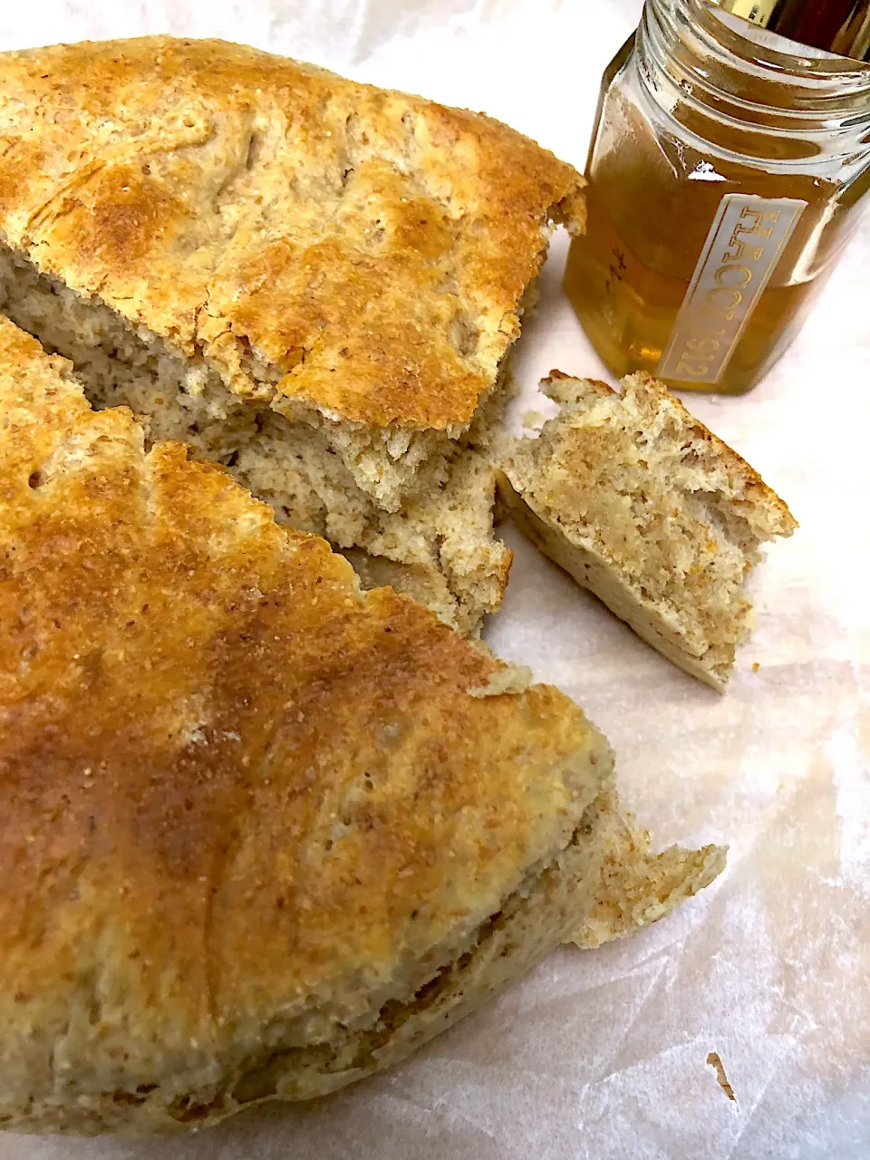 全粒粉パン焼けた🍞|しのてらさん