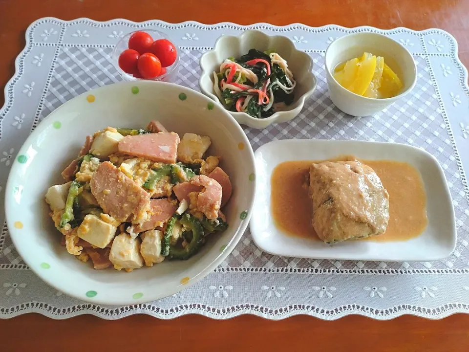 ☆ゴーヤチャンプル
☆サバの甘酒、味噌煮
☆ワケギとカニカマのマヨ和え
☆ヨーグルト|chikakoさん