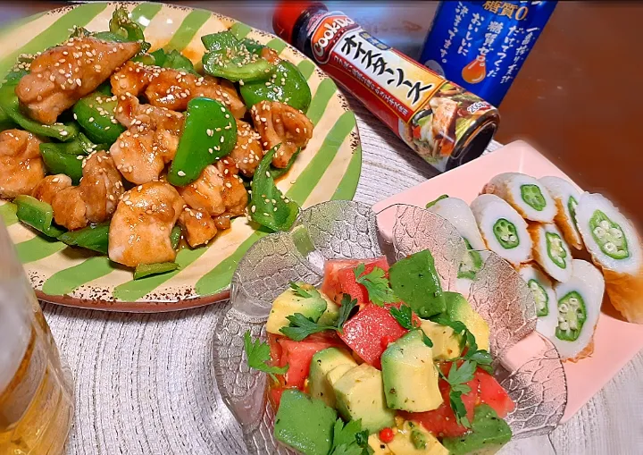 鶏肉とピーマンオイスター炒め

アボカド🥑トマト🍅|びせんさん